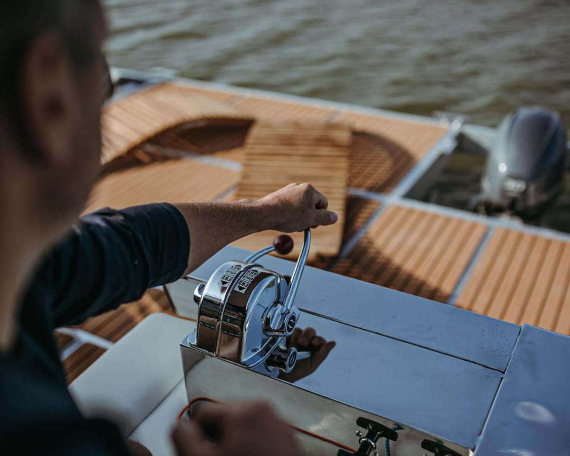 Готель Hausboot Mit Traumlage In Luebeck-Travemuende Екстер'єр фото